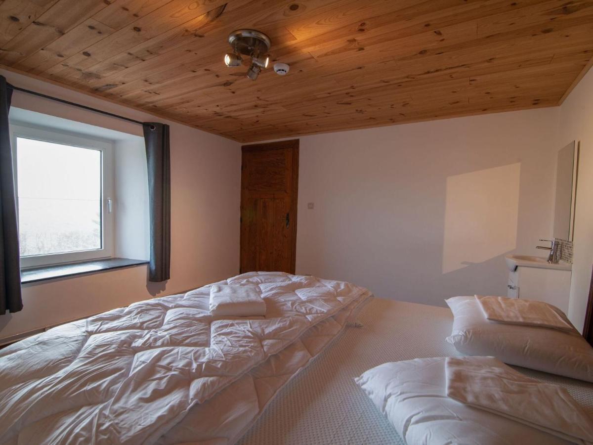 Very Spacious House With Sauna Spa And Countryside Views Gouvy Dış mekan fotoğraf